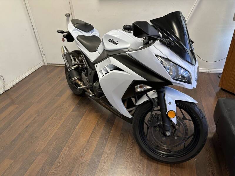 2013 Kawasaki Ninja for sale at SAN DIEGO AUTO SALES INC in San Diego CA