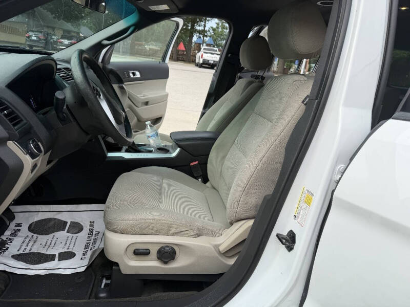 2014 Ford Explorer