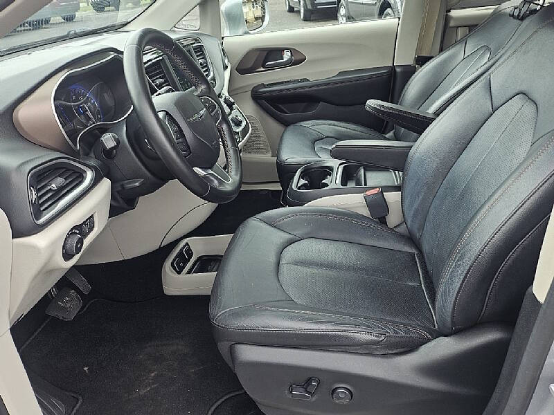 2019 Chrysler Pacifica Touring L