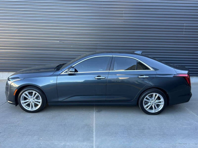 2022 Cadillac CT4 Luxury