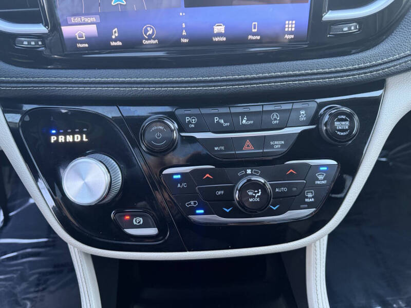 2022 Chrysler Pacifica Limited
