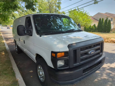 2013 Ford E-Series E-250
