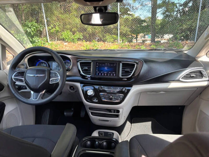 2018 Chrysler Pacifica Touring Plus