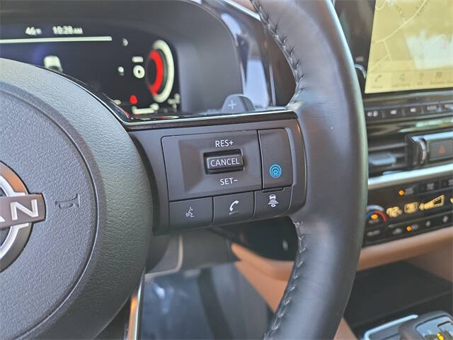 2024 Nissan Pathfinder Platinum