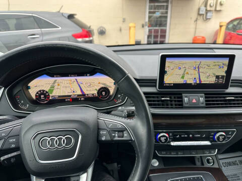 2018 Audi Q5 2.0T quattro Premium Plus