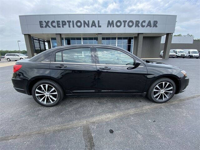 2013 Chrysler 200 Touring