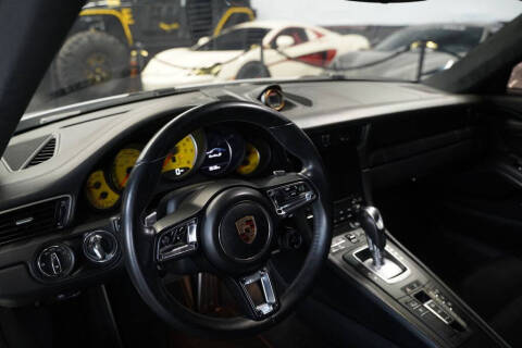 2017 Porsche 911 Turbo S
