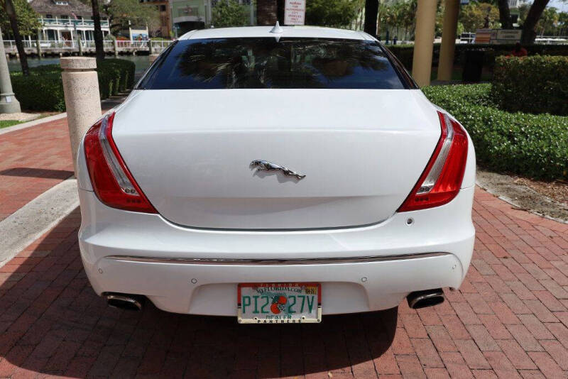 2014 Jaguar XJ
