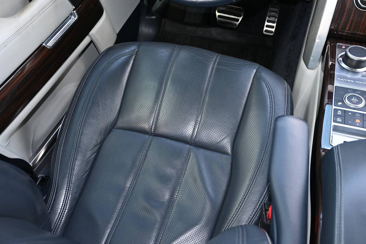 2016 Land Rover Range Rover 40