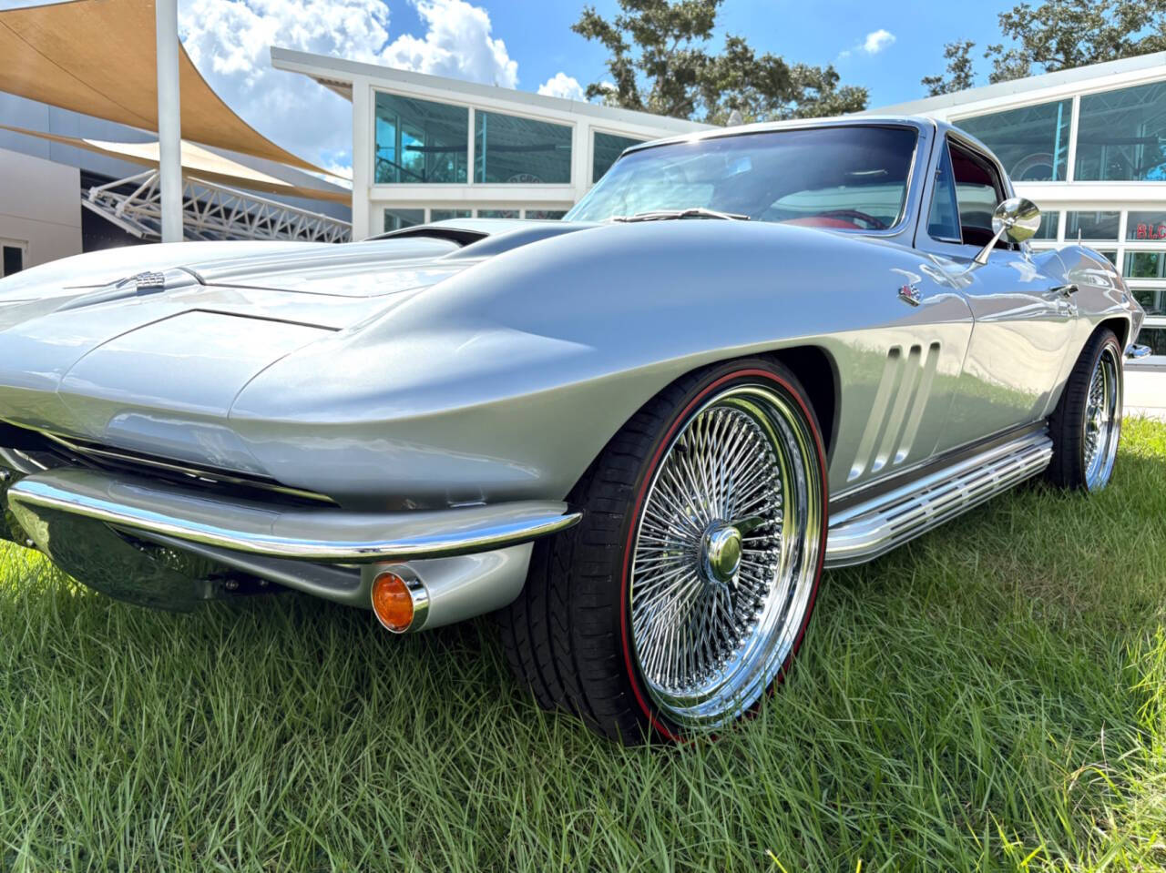 1965 Chevrolet Corvette 15