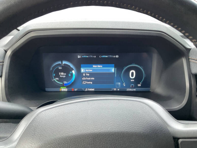 2022 Ford F-150 Lightning Lariat