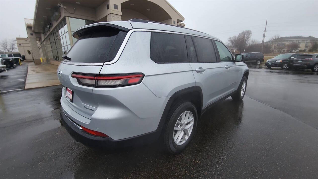 2024 Jeep Grand Cherokee L for sale at Victoria Auto Sales in Victoria, MN