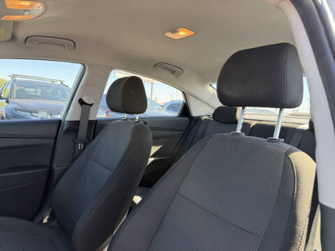 2020 Hyundai Accent SE