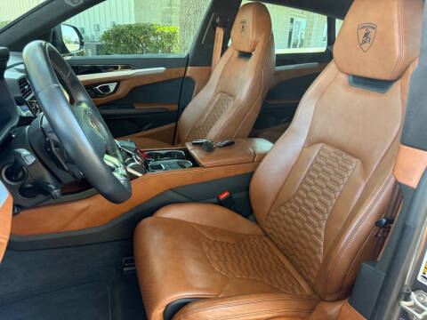 2021 Lamborghini Urus