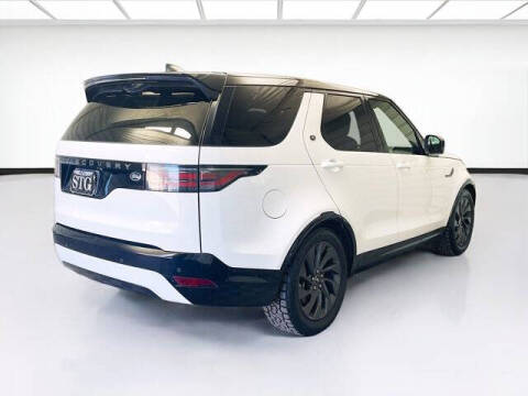 2023 Land Rover Discovery P300 S R-Dynamic
