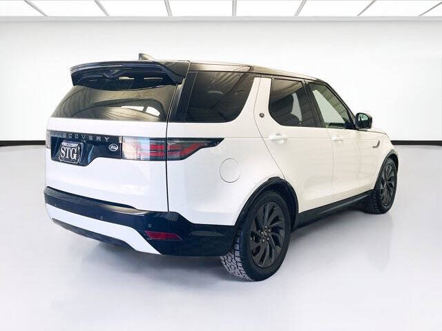 2023 Land Rover Discovery P300 S R-Dynamic