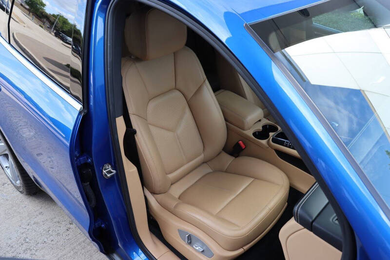 2018 Porsche Macan S