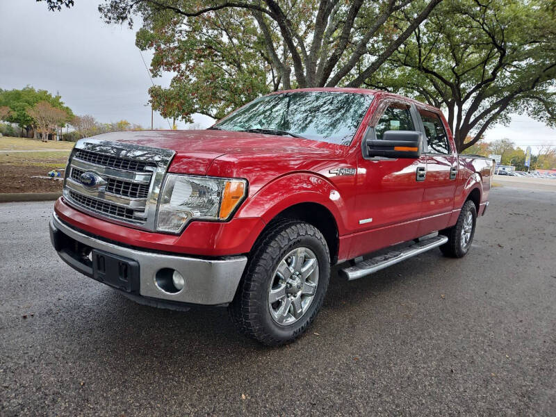 2013 Ford F-150 XLT photo 8