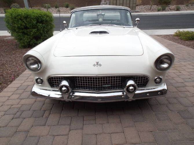 1955 Ford Thunderbird