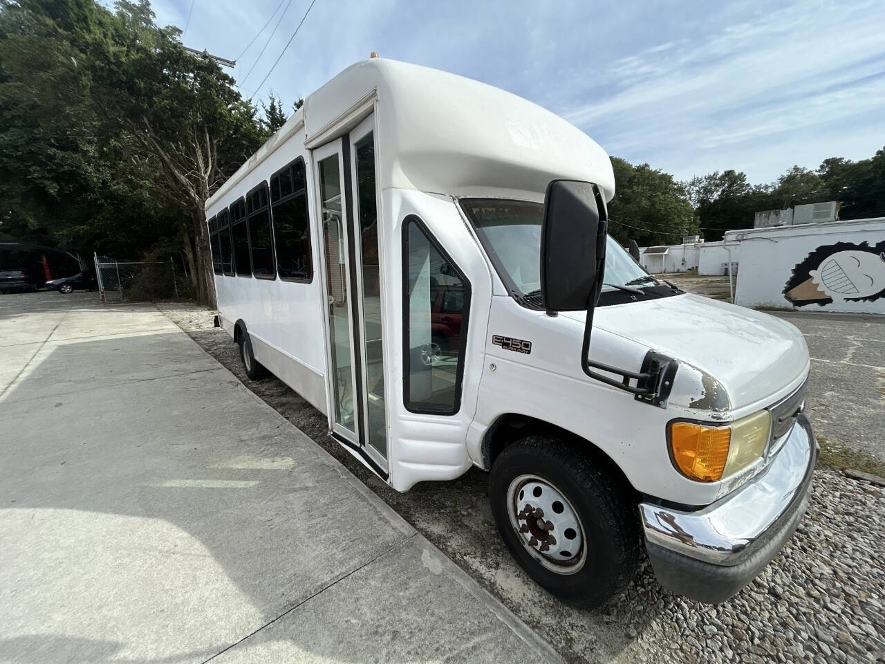 2005 Ford E-Series for sale at 1401Auto in Fayetteville, NC