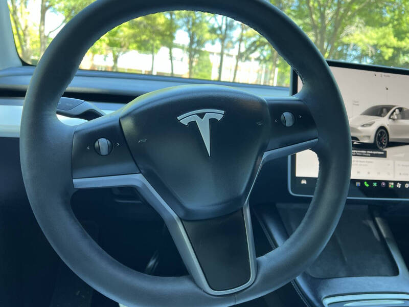 2024 Tesla Model Y Performance