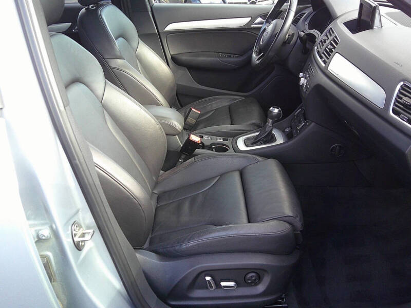 2018 Audi Q3 2.0T quattro Premium Plus