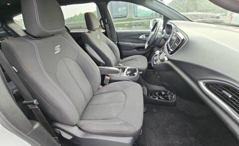 2018 Chrysler Pacifica Touring Plus