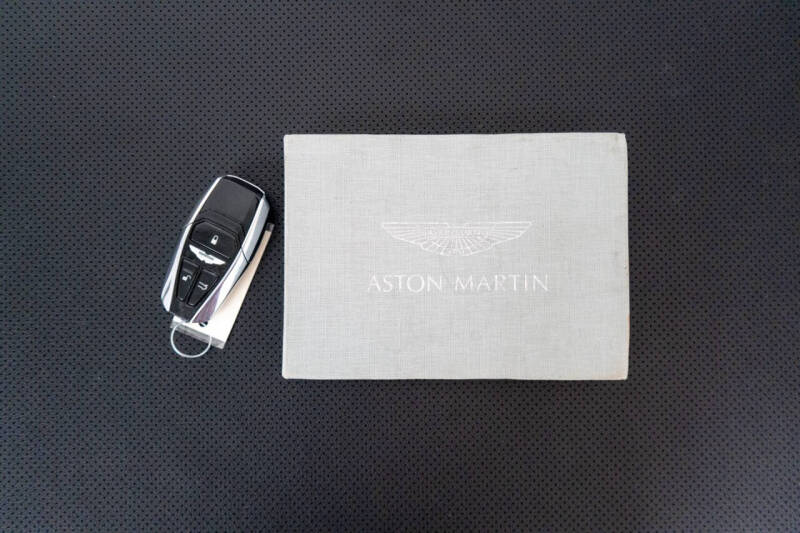 2023 Aston Martin Vantage V8