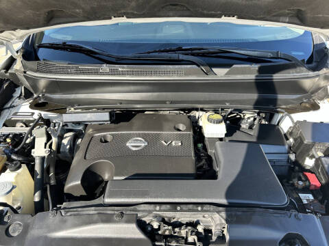 2014 Nissan Pathfinder SV