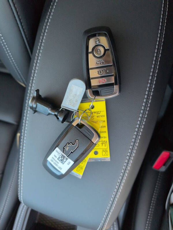 2025 Ford Mustang Mach-E Premium