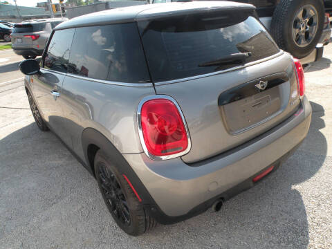 2017 MINI Hardtop 2 Door Cooper