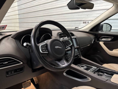 2019 Jaguar F-PACE 25t Prestige