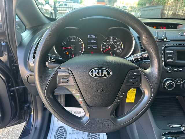 2017 Kia Forte5 LX