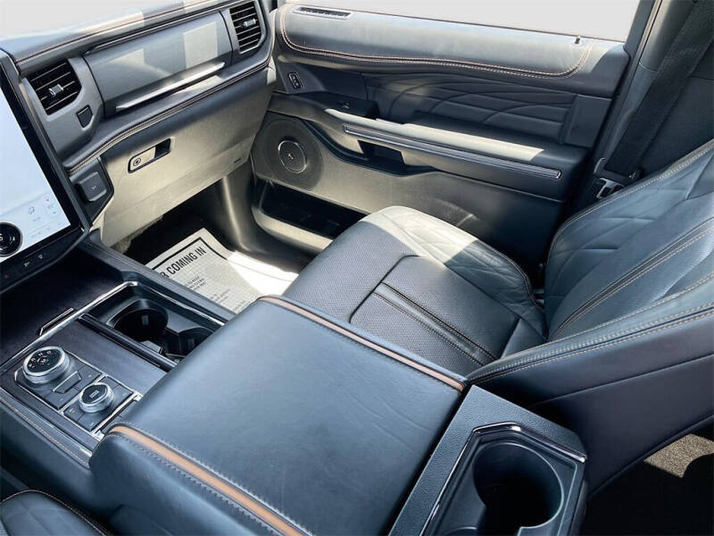 2022 Ford Expedition Platinum