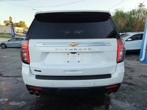 2023 Chevrolet Suburban High Country