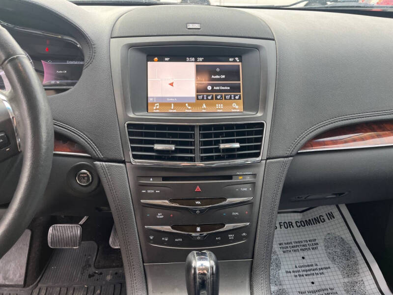 2019 Lincoln MKT Reserve