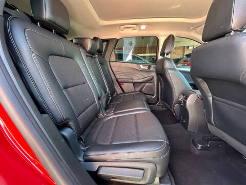 2021 Ford Escape SEL