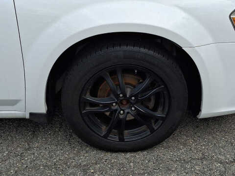 2011 Dodge Avenger Express