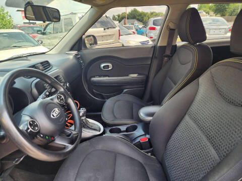 2015 Kia Soul +