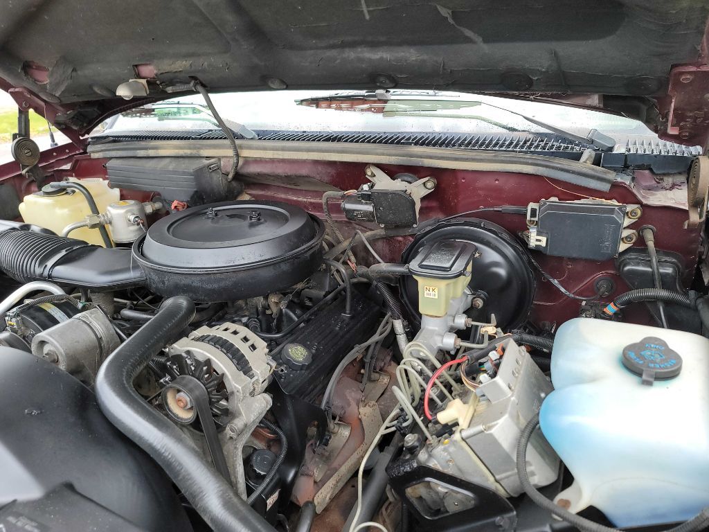 1993 Chevrolet Suburban 36