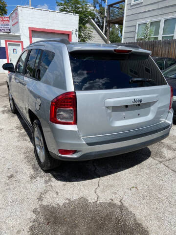 2011 Jeep Compass Sport