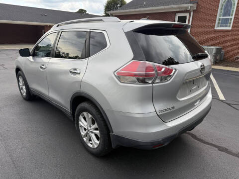 2016 Nissan Rogue SV