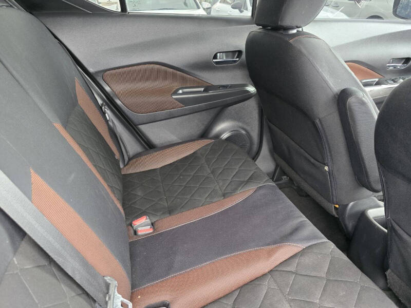 2018 Nissan Kicks SR