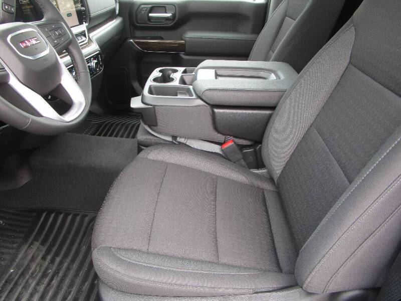 2026 GMC Sierra 2500HD SLE
