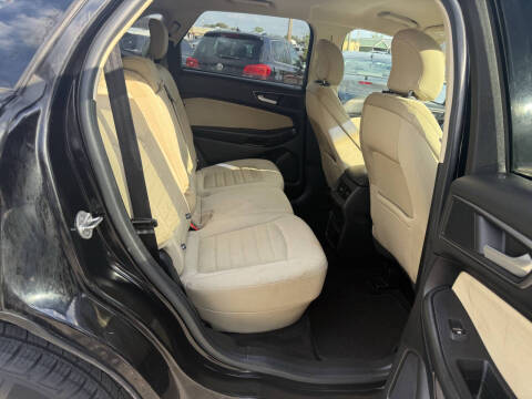 2016 Ford Edge SE