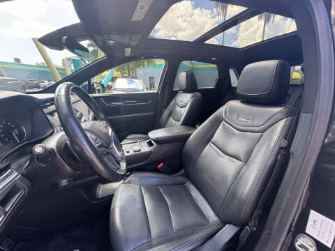 2020 Cadillac XT5 Premium Luxury