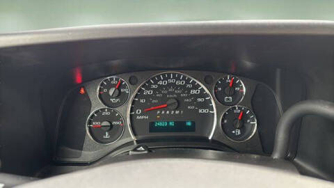 2023 Chevrolet Express LS 3500