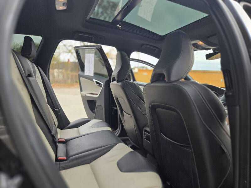2016 Volvo XC60 T5 Drive-E Premier