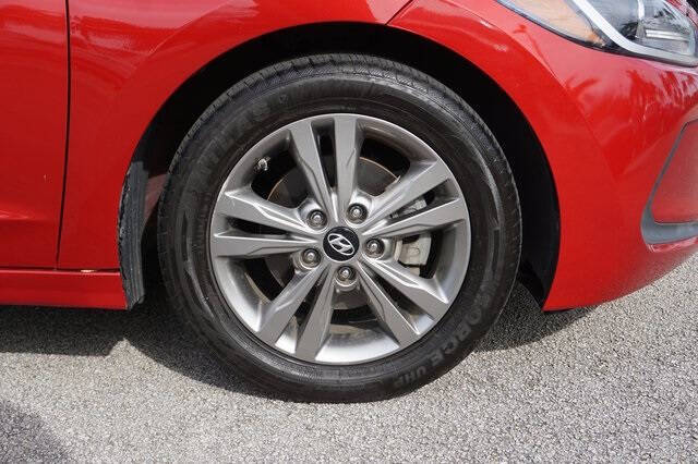 2017 Hyundai Elantra