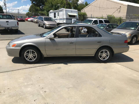 2000 Toyota Camry for sale at Mike's Auto Sales of Charlotte in Charlotte NC